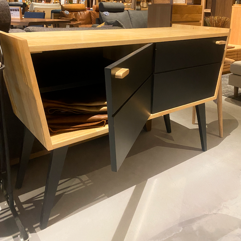 EASY SIDEBOARD (DISPLAY SALE)